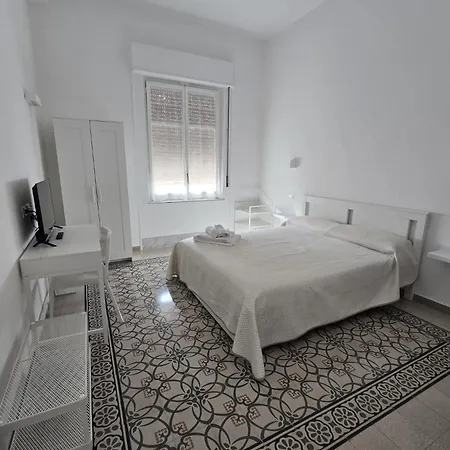 Giuadel Casa *